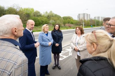 zdjęcie z konferencji prasowej na osiedlu imienia Franciszka Kotuli,fot. Grzegorz Bukała, Urząd Miasta Rzeszowa